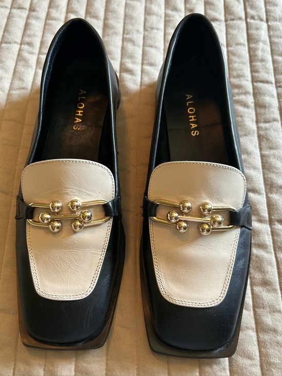 ALOHAS Shoes - Alohas Two-Tone Black & White Leather Loafers with Gold Hardware